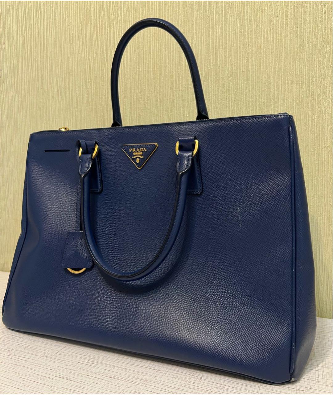 PRADA Темно-синяя кожаная сумка с короткими ручками, фото 5