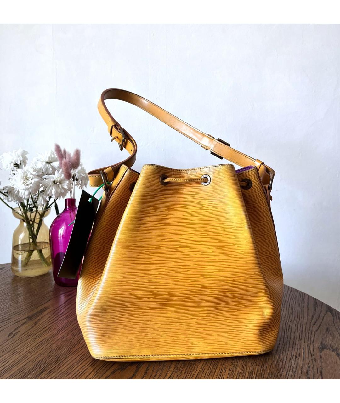 LOUIS VUITTON Желтая кожаная сумка через плечо, фото 3