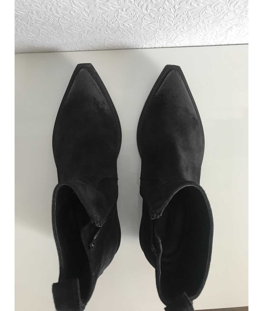 BALENCIAGA Черные замшевые ботинки, фото 3