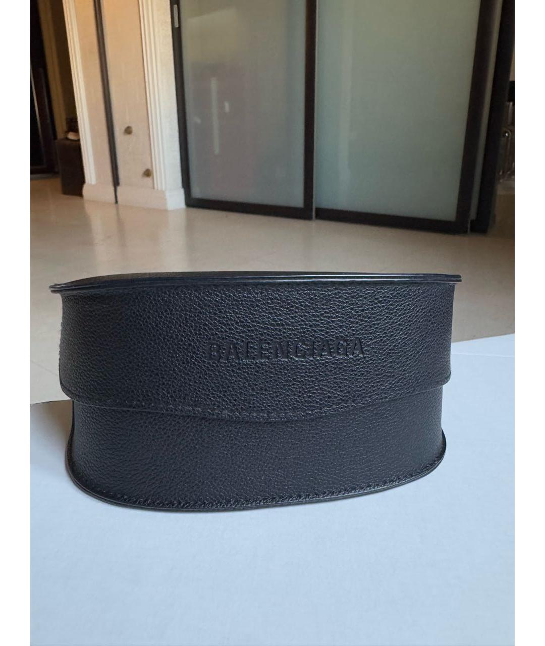 BALENCIAGA Антрацитовые пластиковые солнцезащитные очки, фото 4