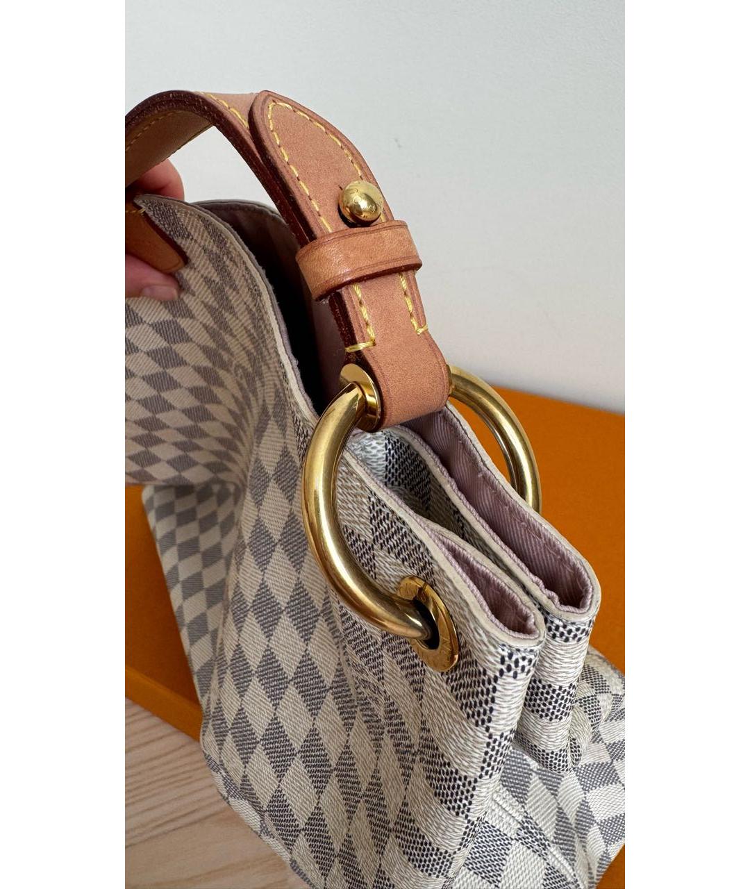 LOUIS VUITTON Бежевая кожаная сумка с короткими ручками, фото 6