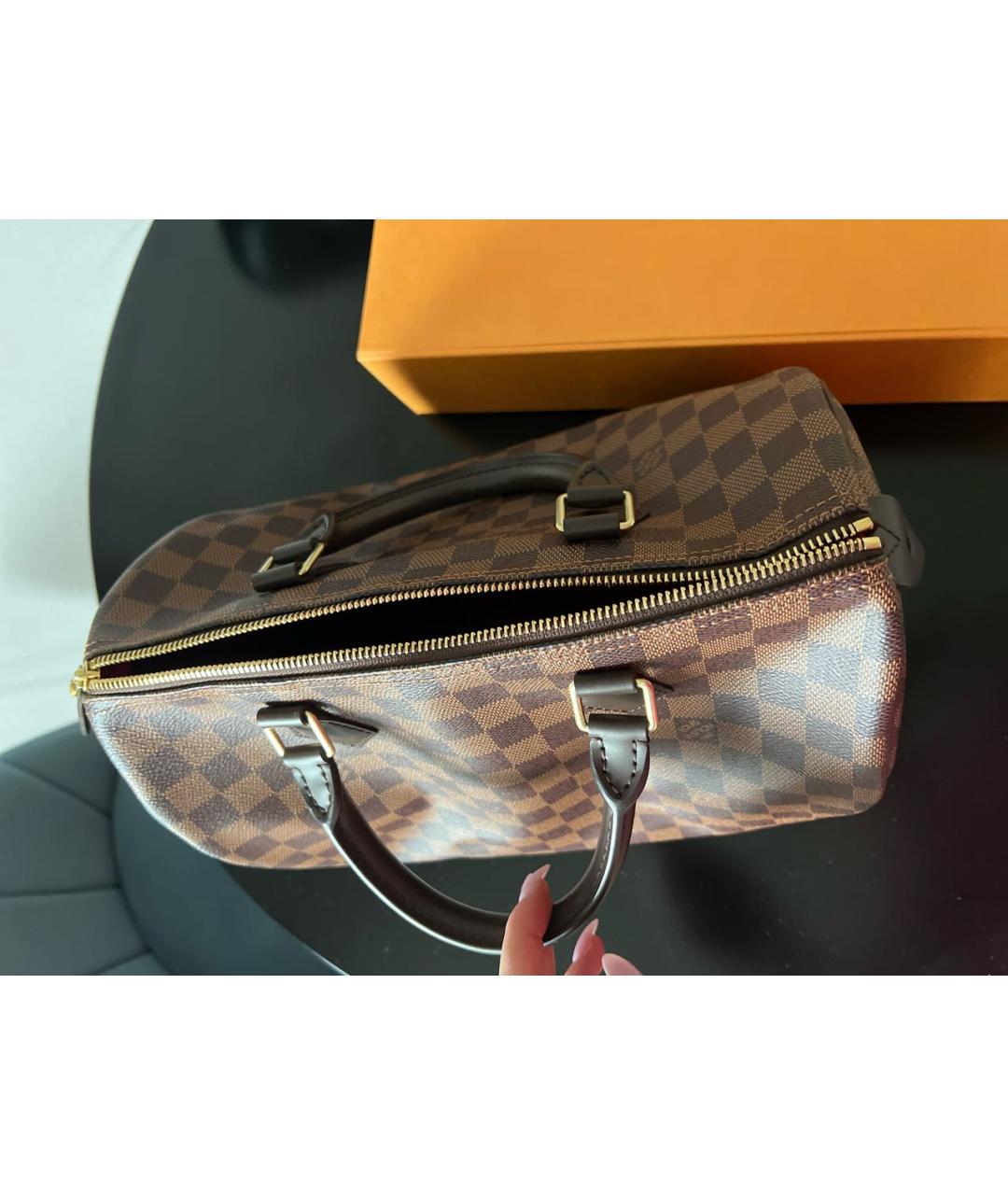 LOUIS VUITTON Коричневая сумка с короткими ручками, фото 4