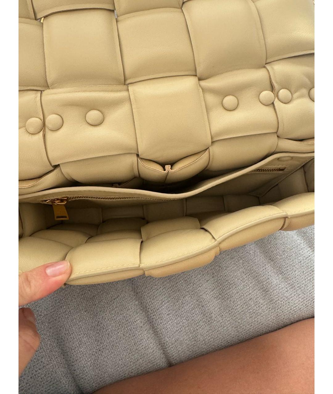 BOTTEGA VENETA Бежевая кожаная сумка через плечо, фото 6