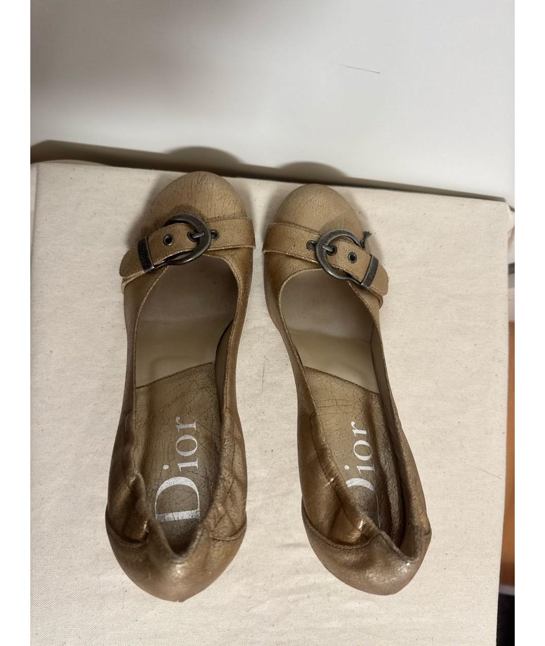 CHRISTIAN DIOR Золотые кожаные туфли, фото 3