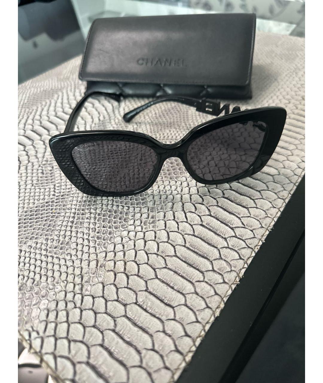 CHANEL Черные пластиковые солнцезащитные очки, фото 3