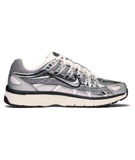 NIKE Кроссовки