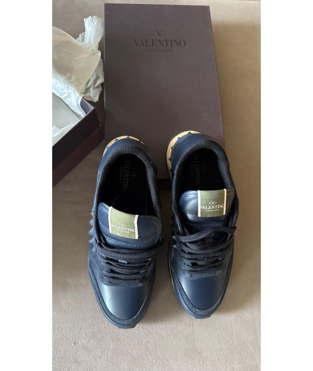 VALENTINO Темно-синие кожаные низкие кроссовки / кеды, фото 3