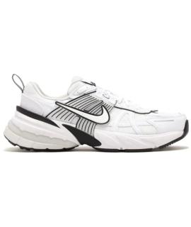 NIKE Кроссовки