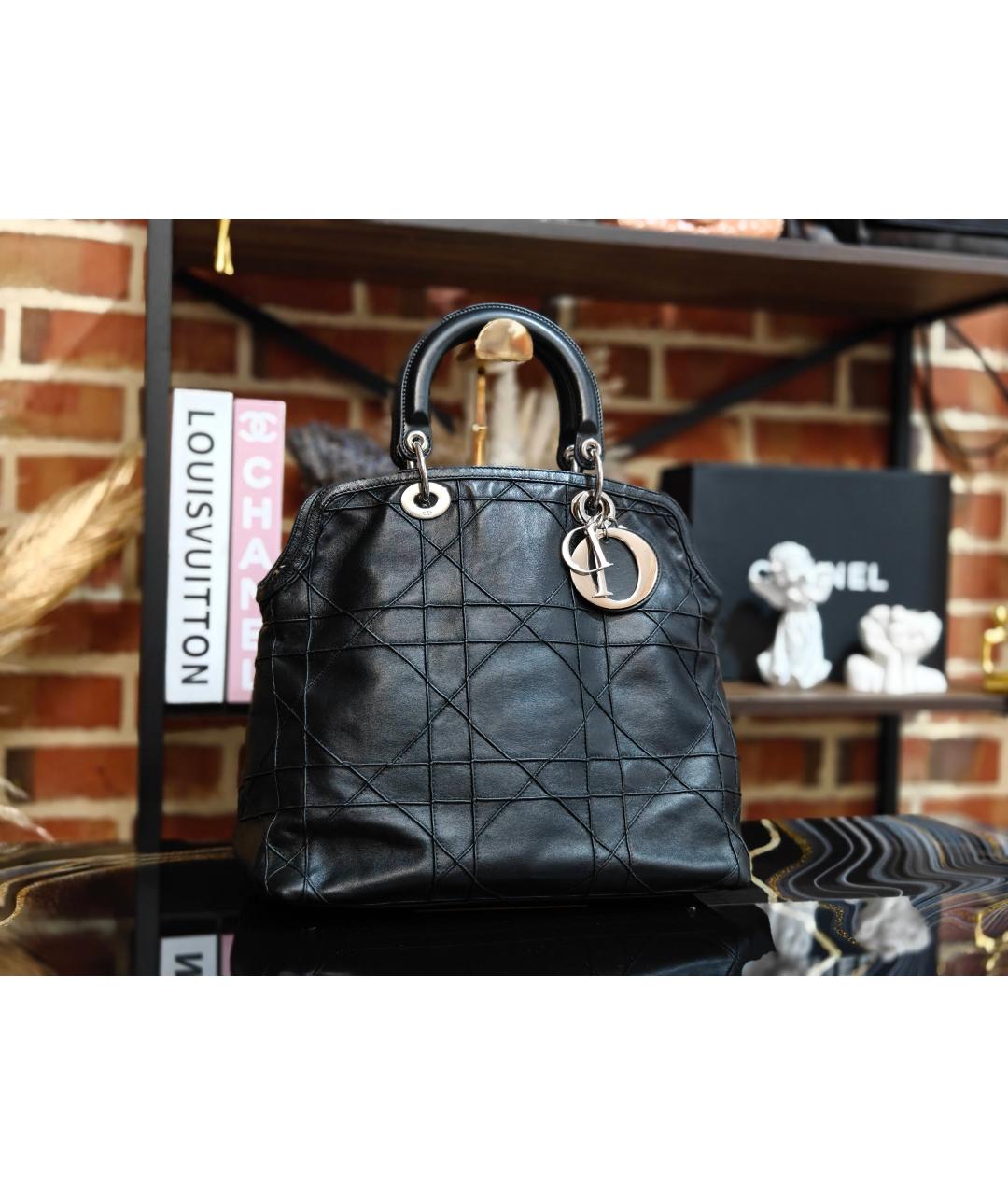 CHRISTIAN DIOR Черная кожаная сумка с короткими ручками, фото 2