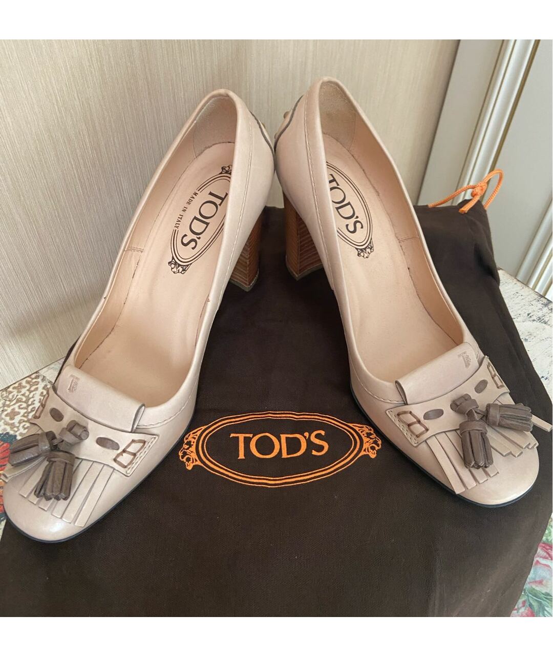 TOD'S Бежевые кожаные туфли, фото 3