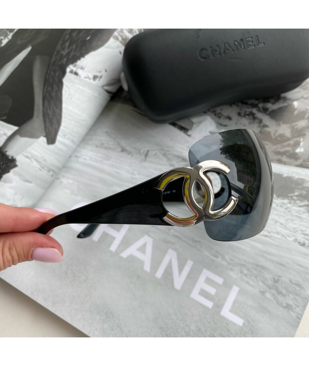 CHANEL PRE-OWNED Серые пластиковые солнцезащитные очки, фото 3