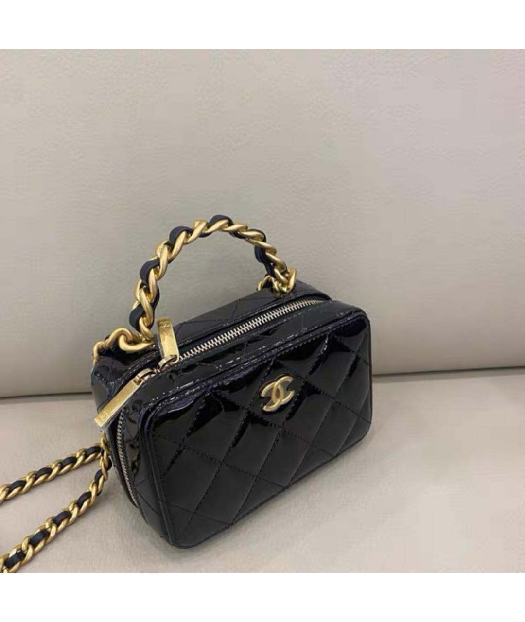 CHANEL Черная сумка через плечо из лакированной кожи, фото 3