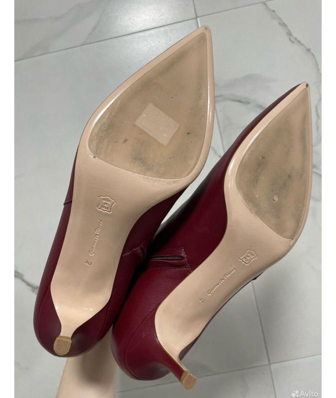 GIANVITO ROSSI Бордовые кожаные ботильоны, фото 3
