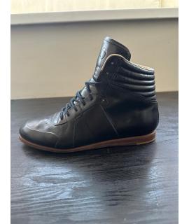 GUCCI Высокие кроссовки / кеды