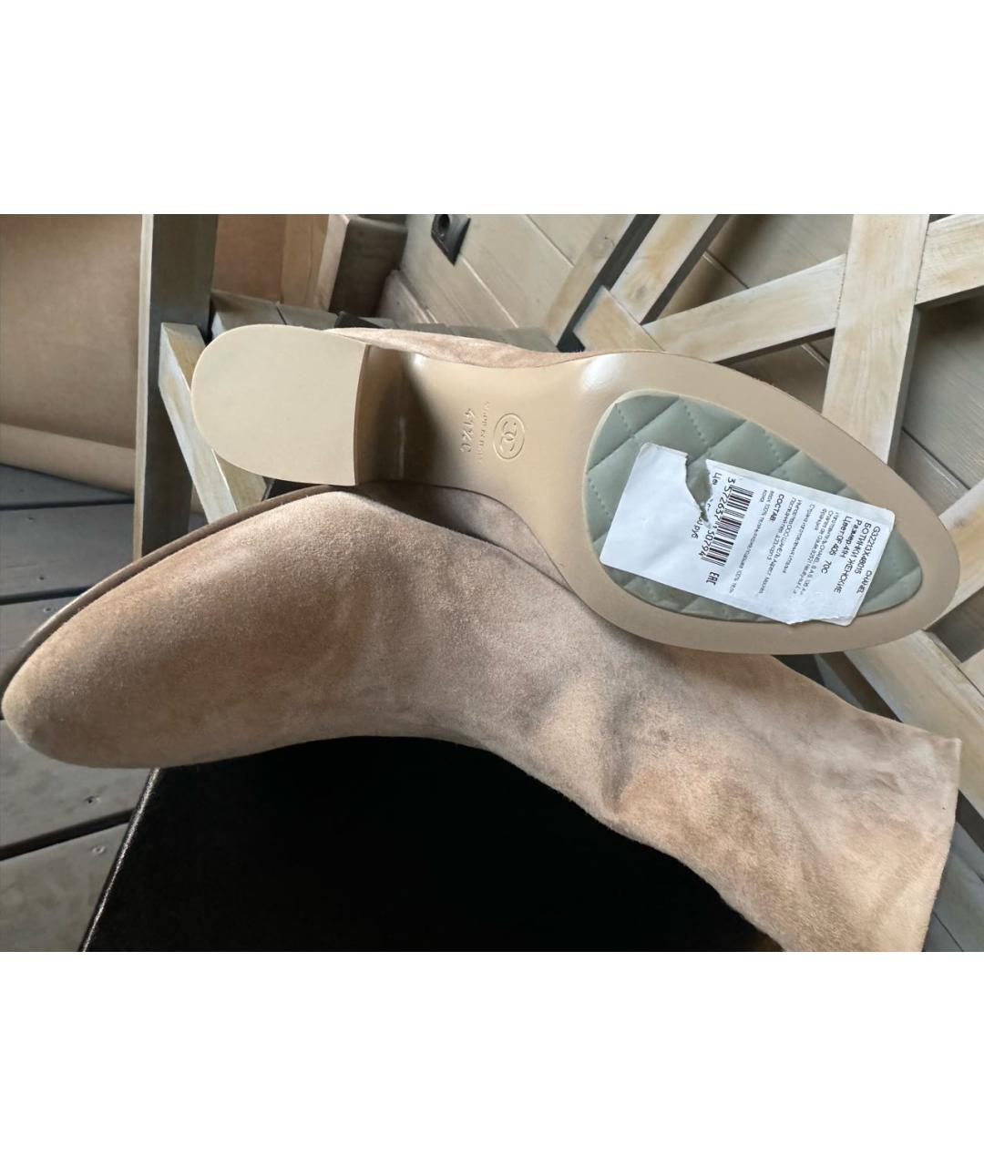 CHANEL Бежевые замшевые ботинки, фото 3