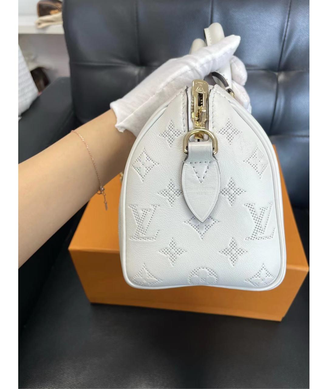 LOUIS VUITTON Белая кожаная сумка с короткими ручками, фото 4