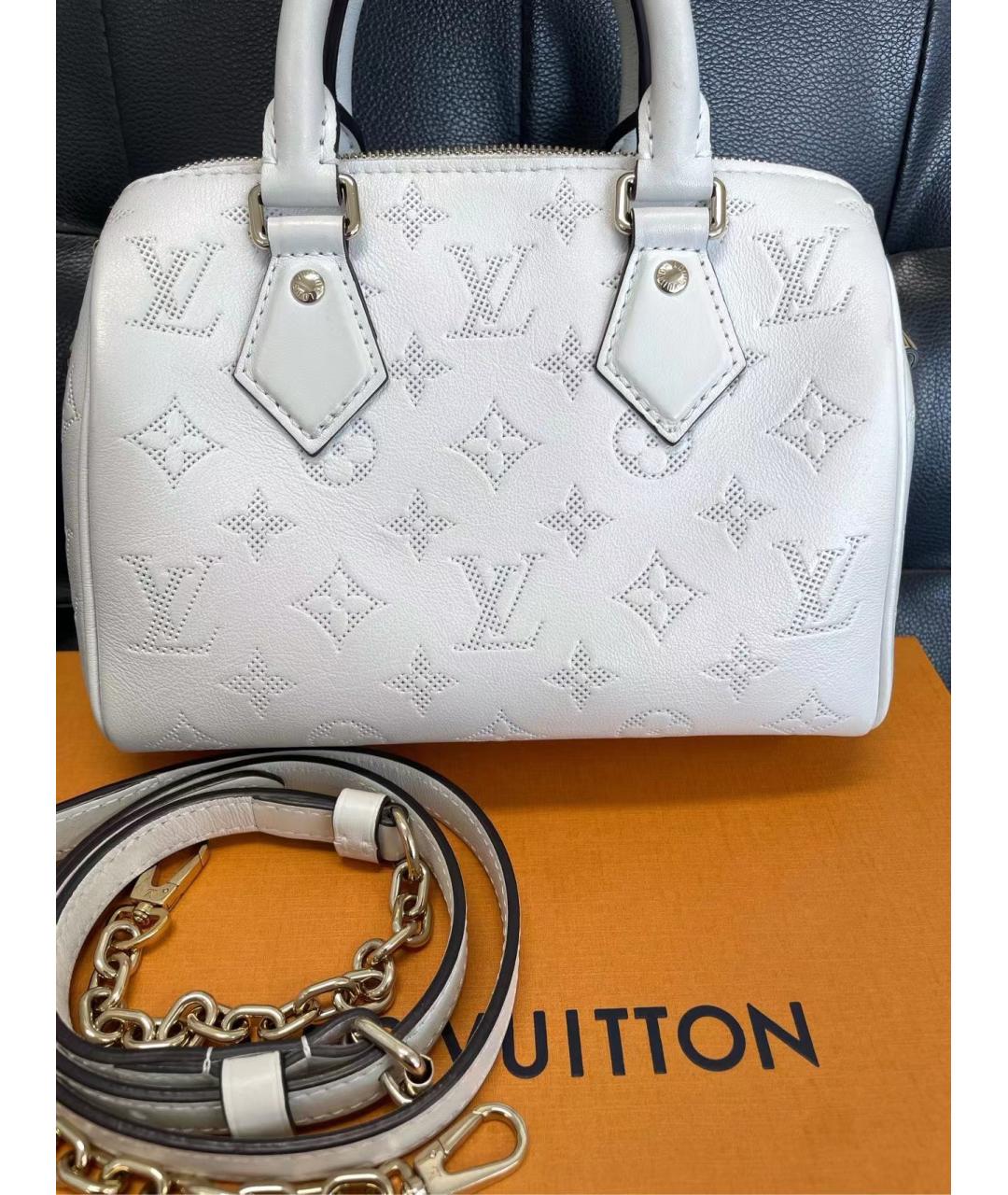 LOUIS VUITTON Белая кожаная сумка с короткими ручками, фото 3