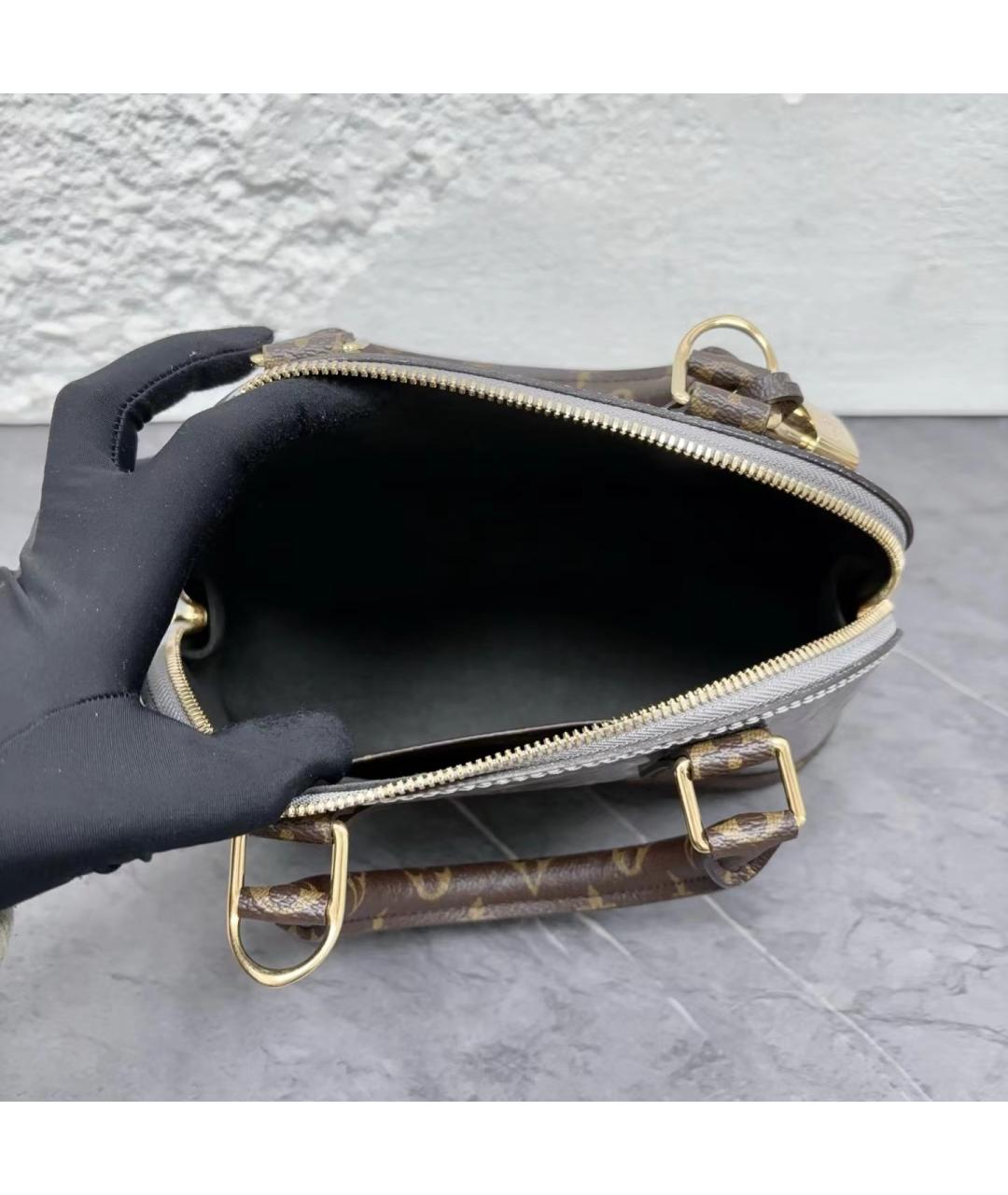 LOUIS VUITTON Фиолетовая кожаная сумка с короткими ручками, фото 5