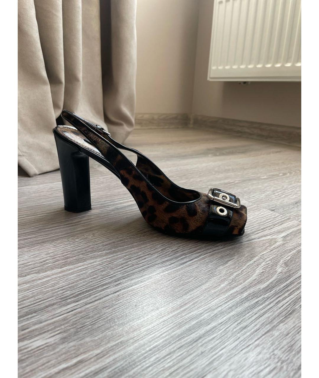 DOLCE&GABBANA Коричневые босоножки из лакированной кожи, фото 7