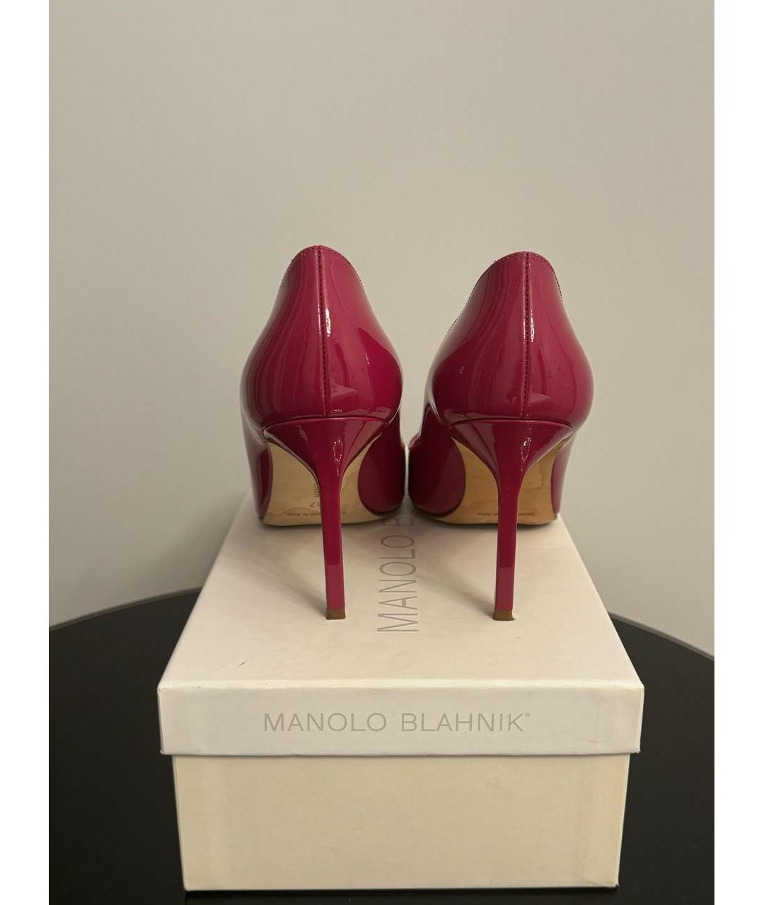 MANOLO BLAHNIK Розовые туфли из лакированной кожи, фото 4