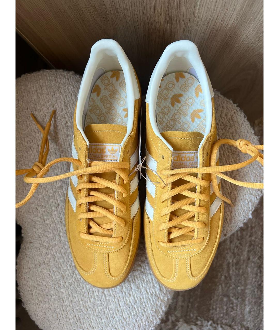 ADIDAS Горчичные замшевые кеды, фото 3