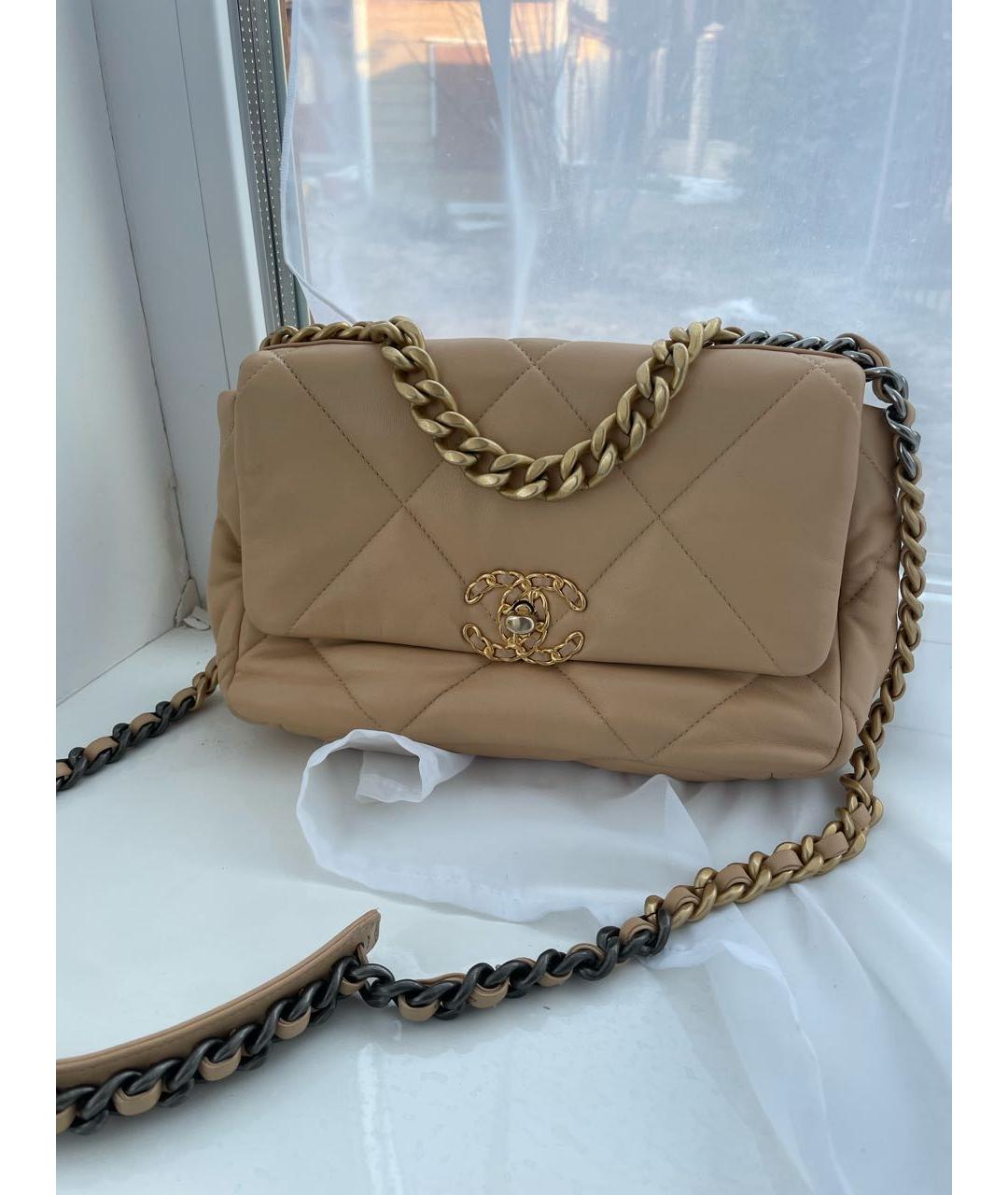 CHANEL Бежевая кожаная сумка через плечо, фото 6
