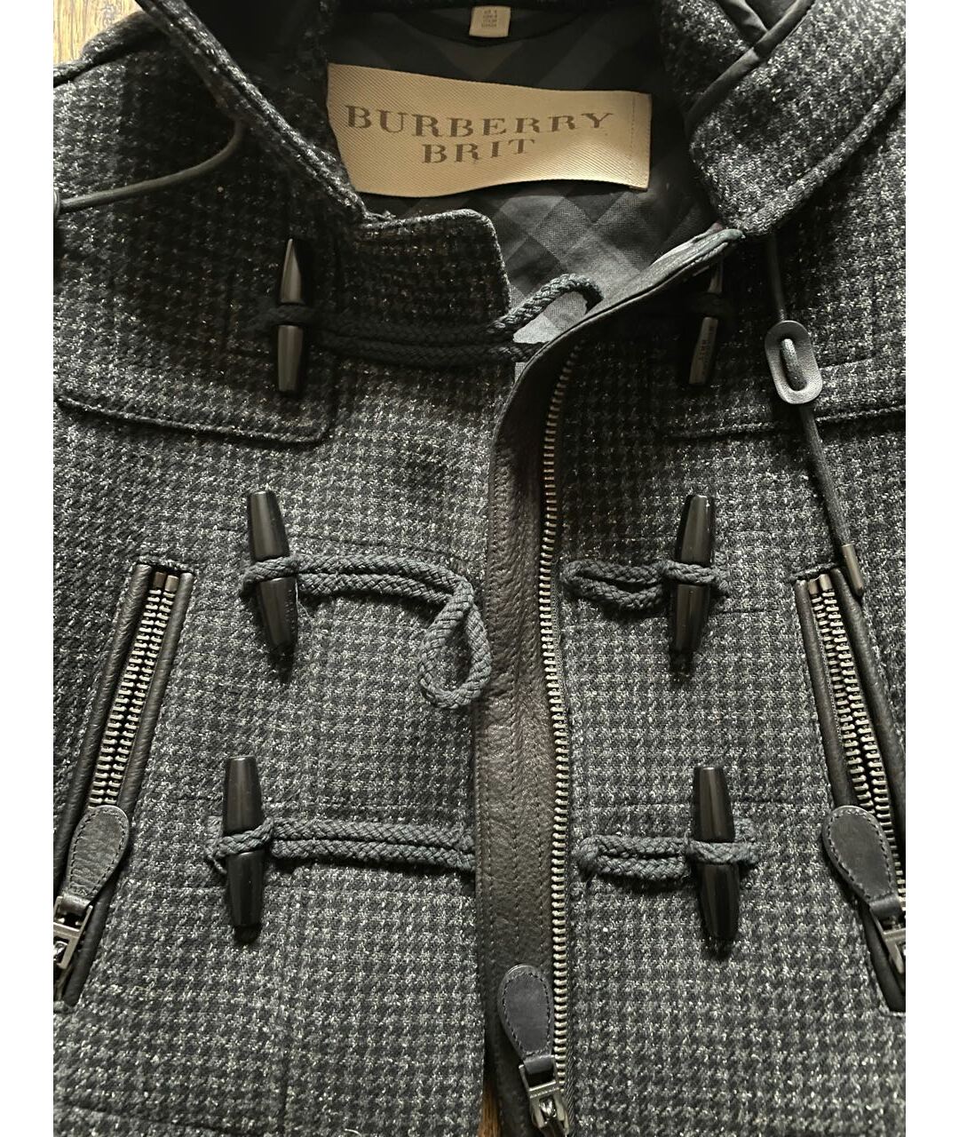 BURBERRY BRIT Черная кожаная куртка, фото 3