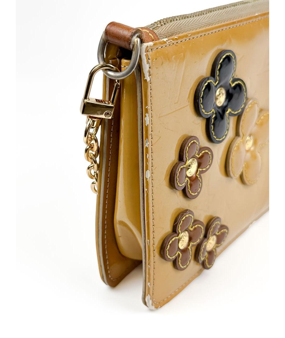 LOUIS VUITTON Горчичная сумка через плечо из лакированной кожи, фото 3