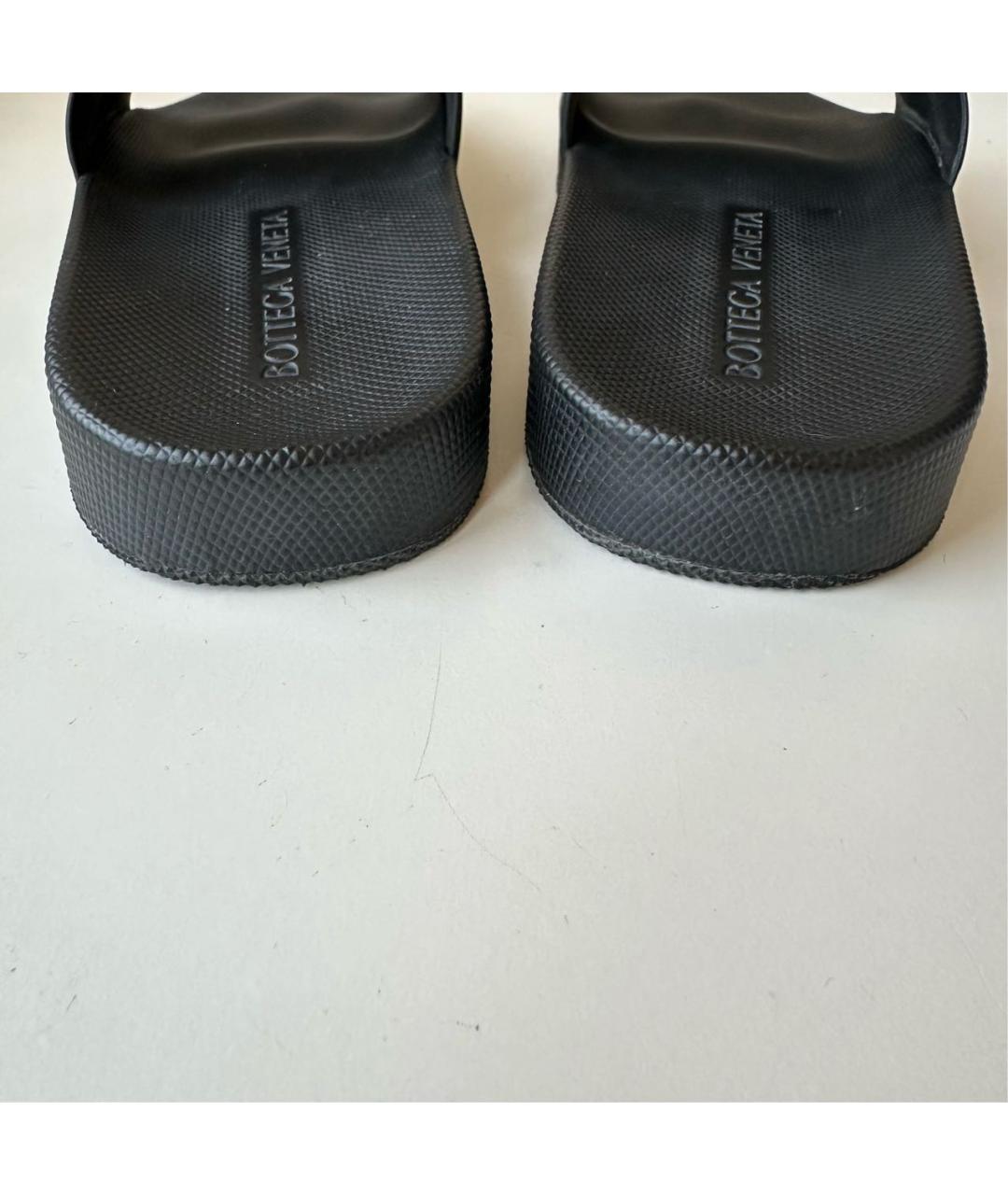 BOTTEGA VENETA Черные резиновые шлепанцы, фото 6