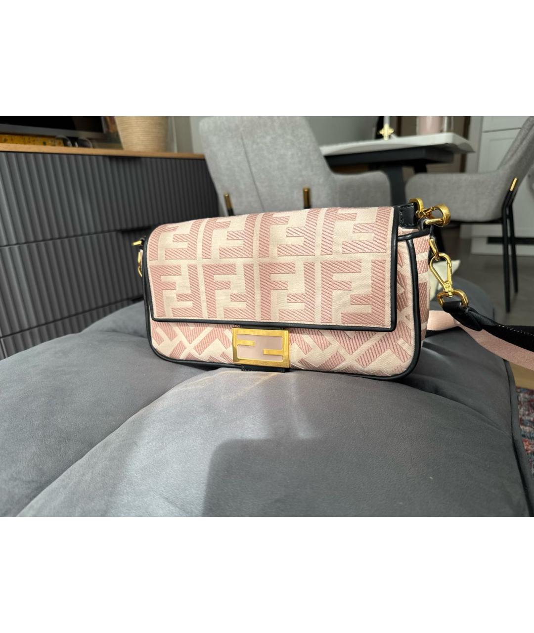 FENDI Розовая тканевая сумка через плечо, фото 9