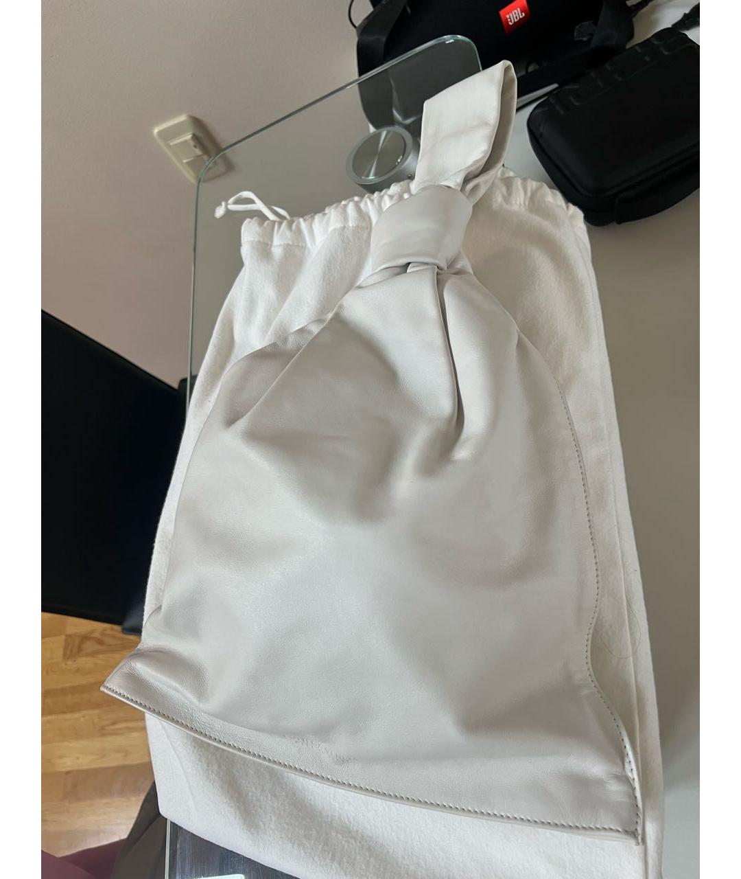 BOTTEGA VENETA Белая кожаная сумка с короткими ручками, фото 3