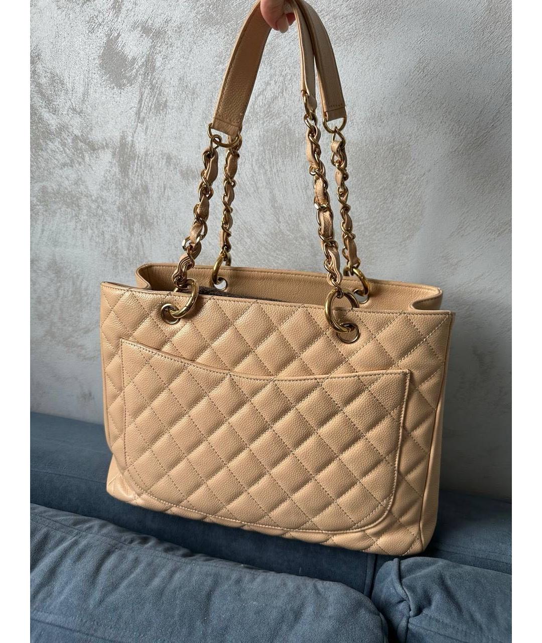 CHANEL Бежевая кожаная сумка тоут, фото 3
