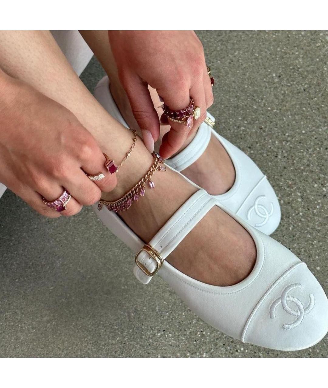 CHANEL Белые кожаные балетки, фото 3