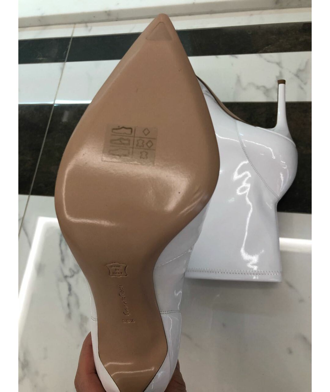 GIANVITO ROSSI Белые ботильоны из лакированной кожи, фото 3