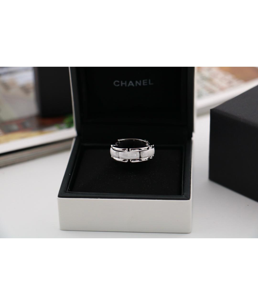 CHANEL Белое кольцо из белого золота, фото 4
