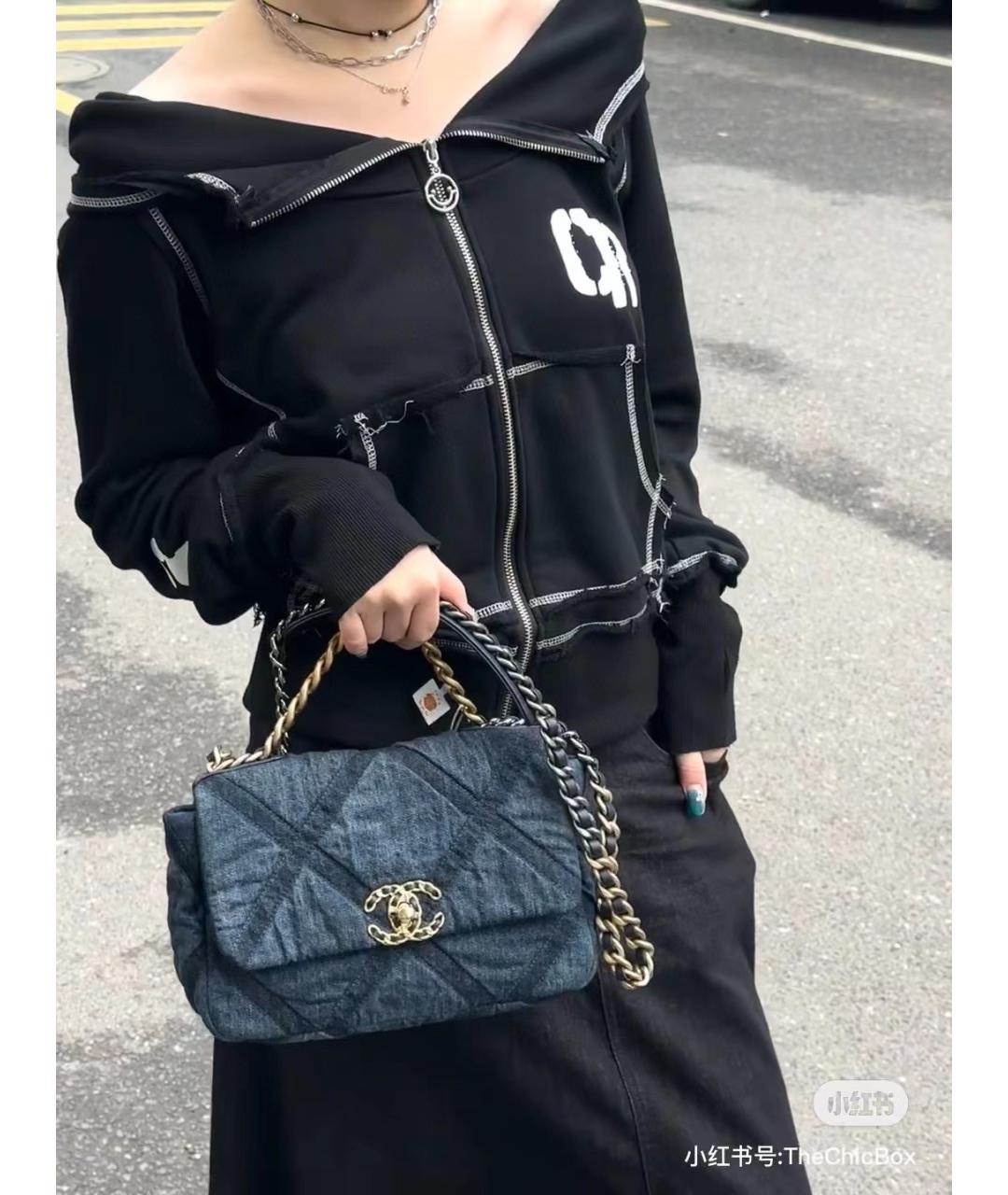 CHANEL Голубая деним сумка через плечо, фото 6