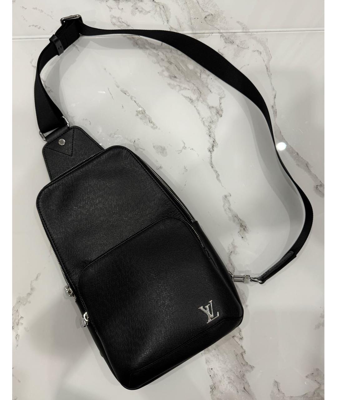 LOUIS VUITTON Черная кожаная сумка на плечо, фото 5