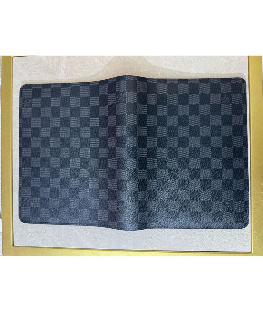 LOUIS VUITTON Антрацитовый кардхолдер, фото 2