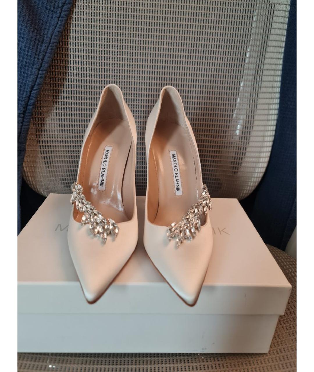 MANOLO BLAHNIK Белые текстильные туфли, фото 3
