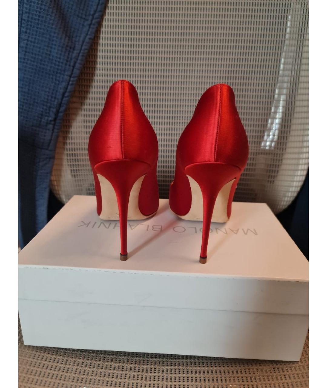 MANOLO BLAHNIK Красные текстильные туфли, фото 5