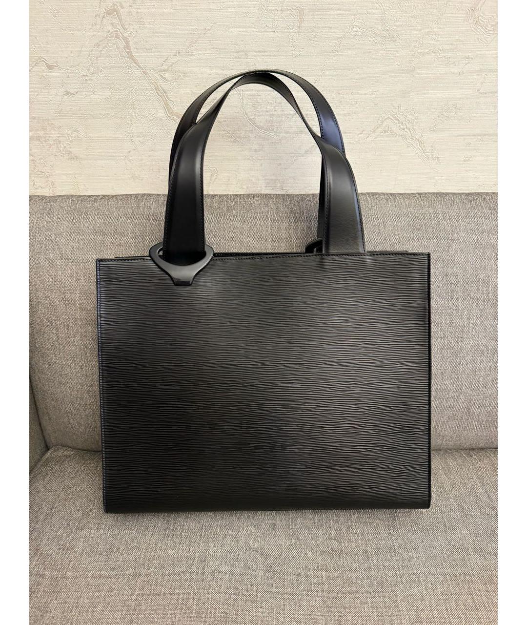 LOUIS VUITTON Черная кожаная сумка с короткими ручками, фото 2