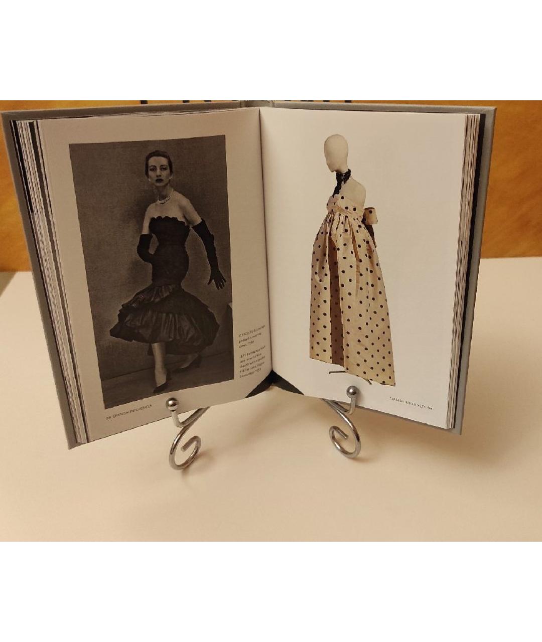 BALENCIAGA Книга, фото 8