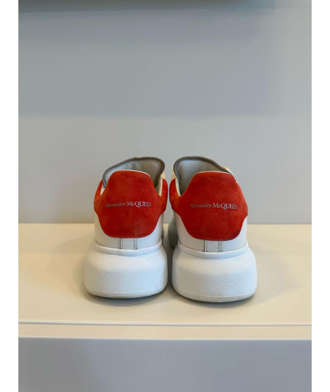 ALEXANDER MCQUEEN Белые кожаные кеды, фото 4