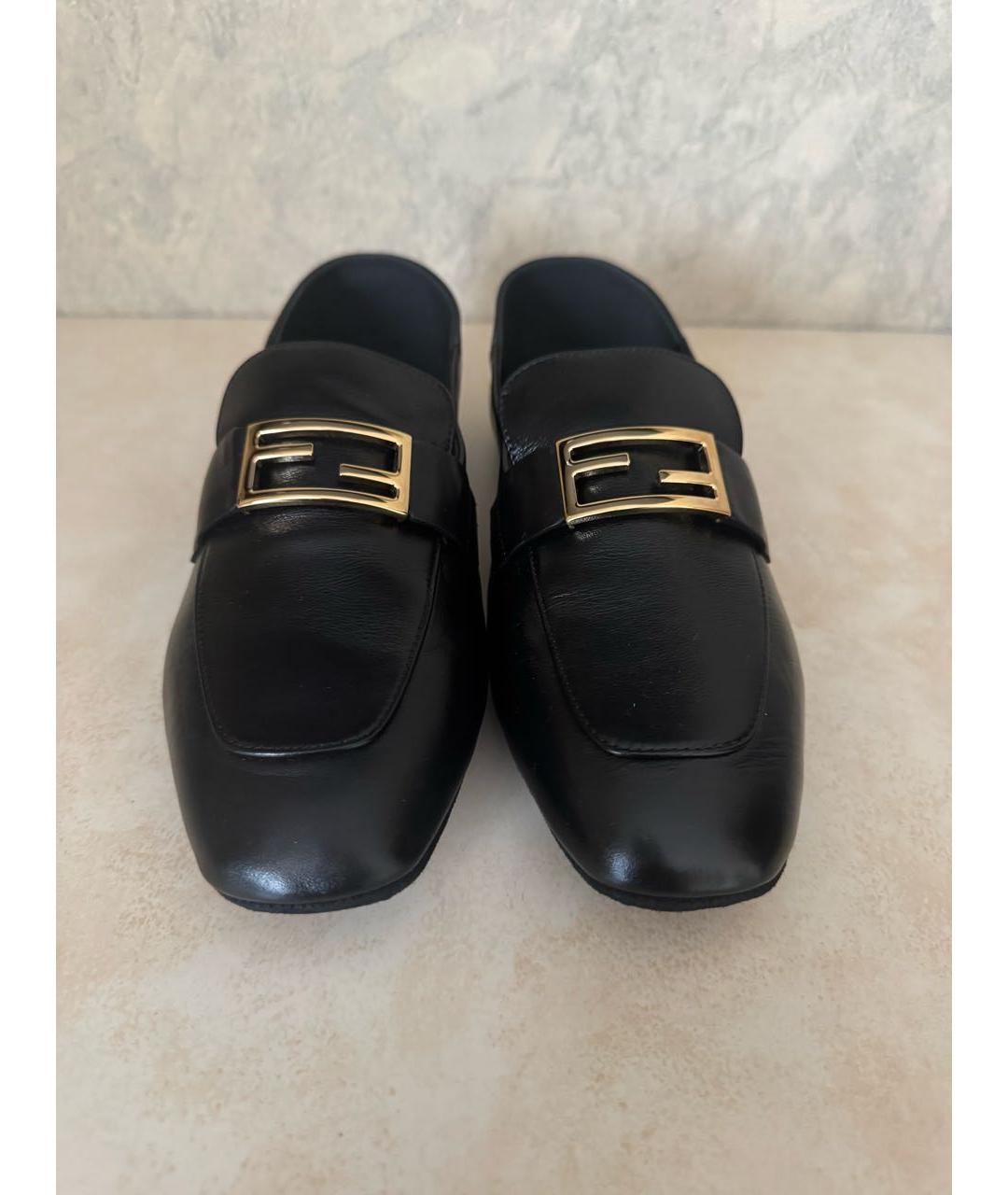 FENDI Черные кожаные мокасины, фото 2