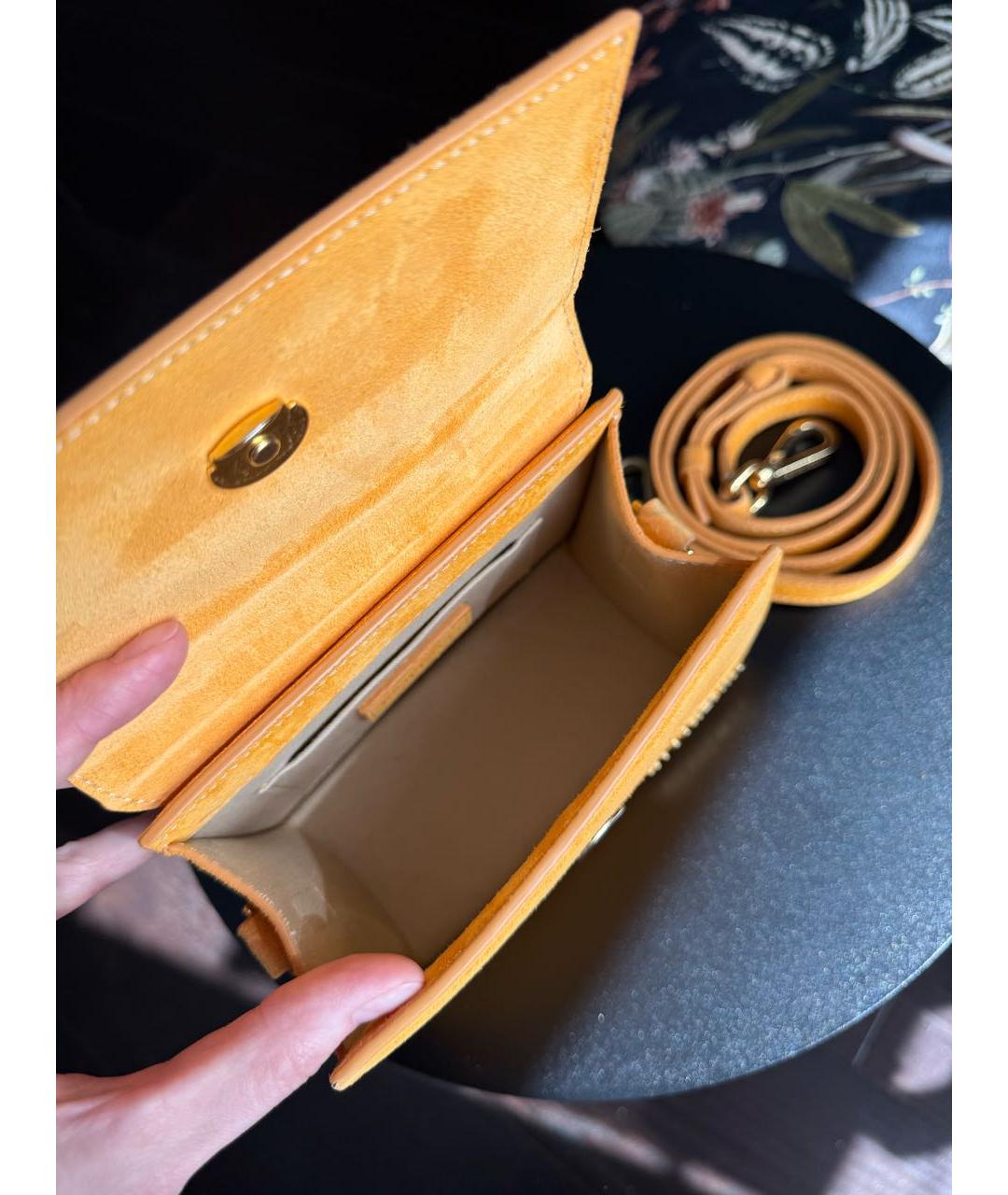 JACQUEMUS Оранжевая замшевая сумка через плечо, фото 7