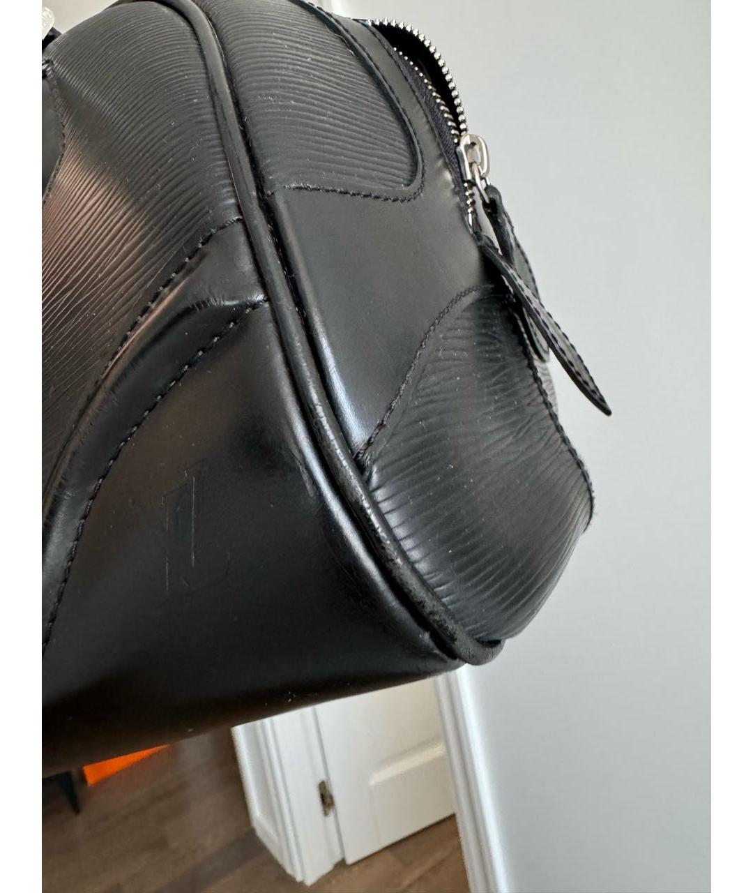 LOUIS VUITTON Черная кожаная сумка с короткими ручками, фото 6