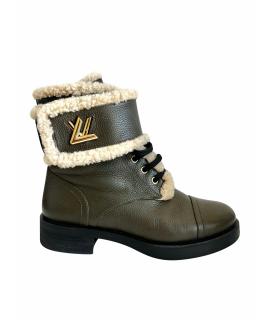 LOUIS VUITTON Ботинки