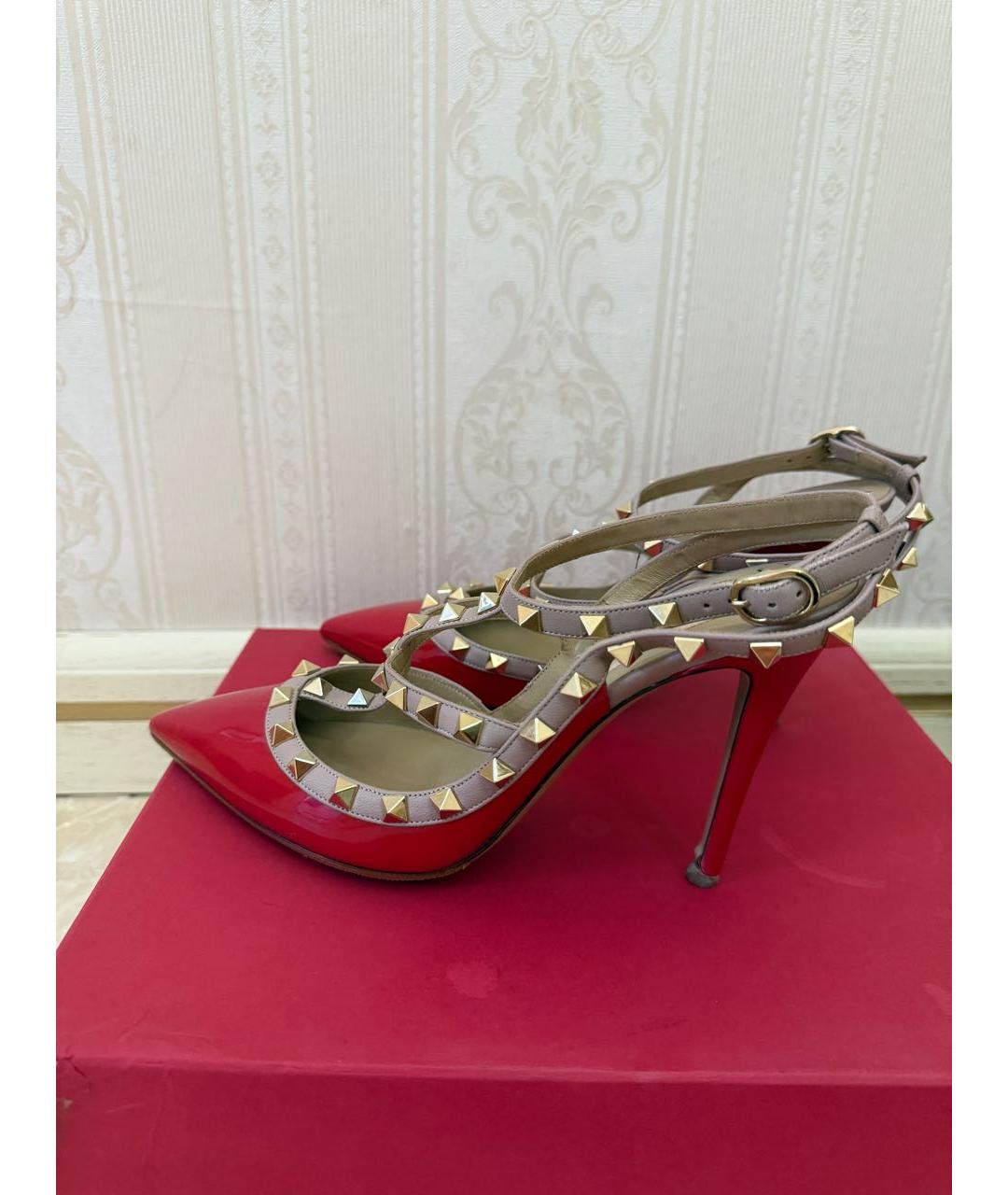 VALENTINO Красные босоножки из лакированной кожи, фото 6