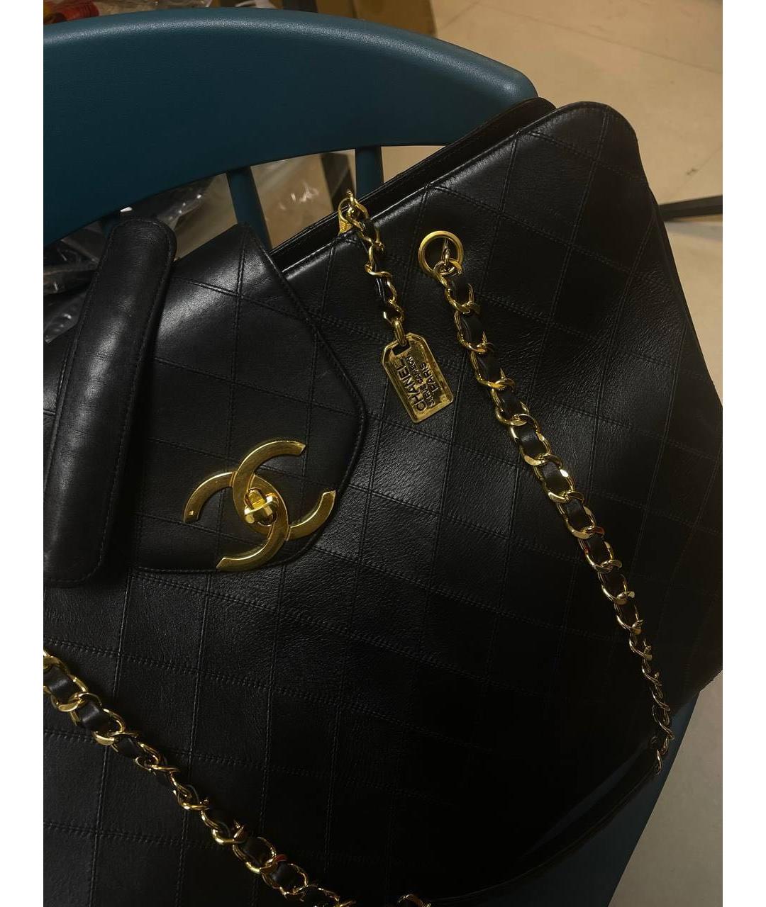 CHANEL Черная кожаная сумка тоут, фото 5