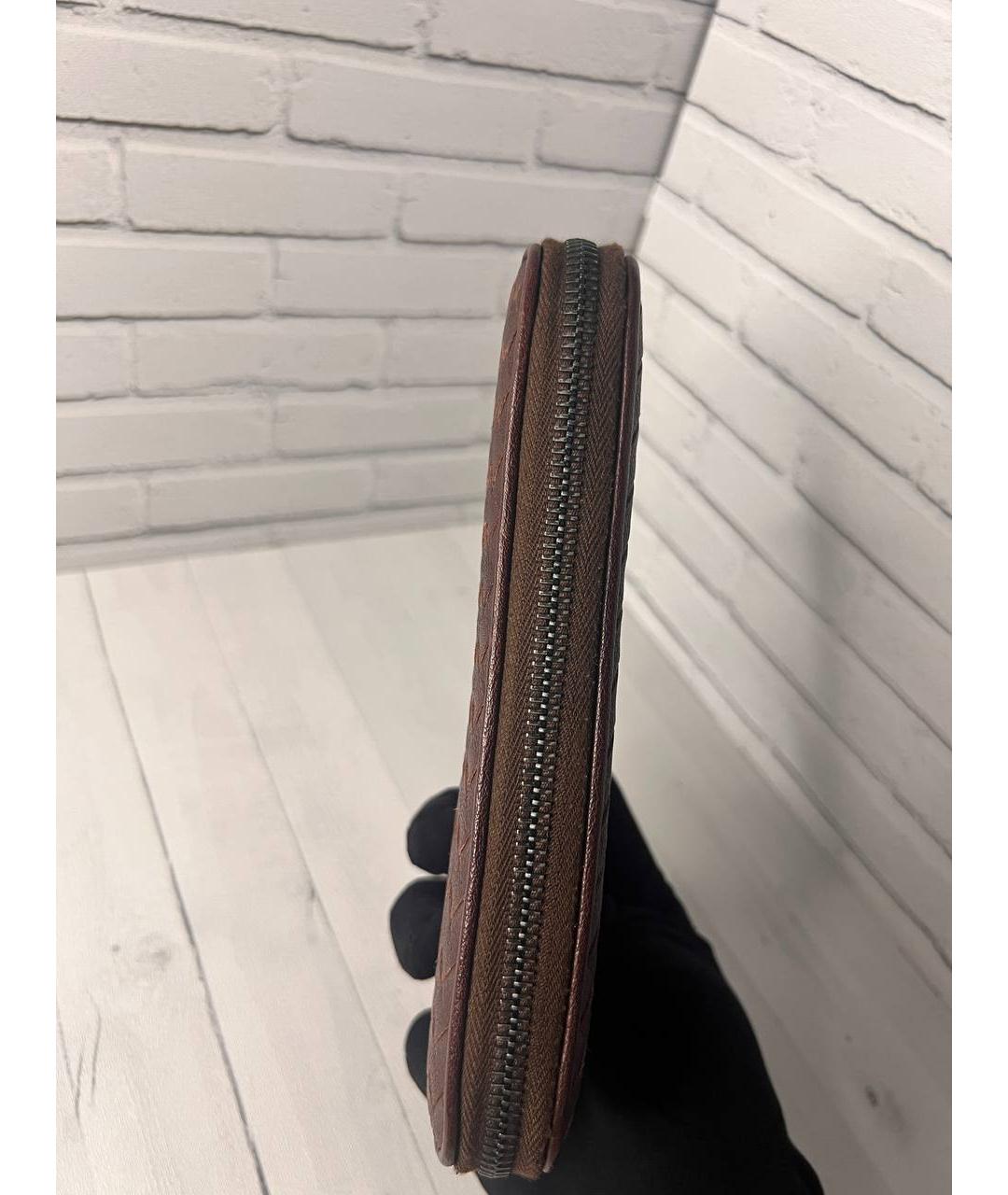BOTTEGA VENETA Коричневый кожаный кошелек, фото 5